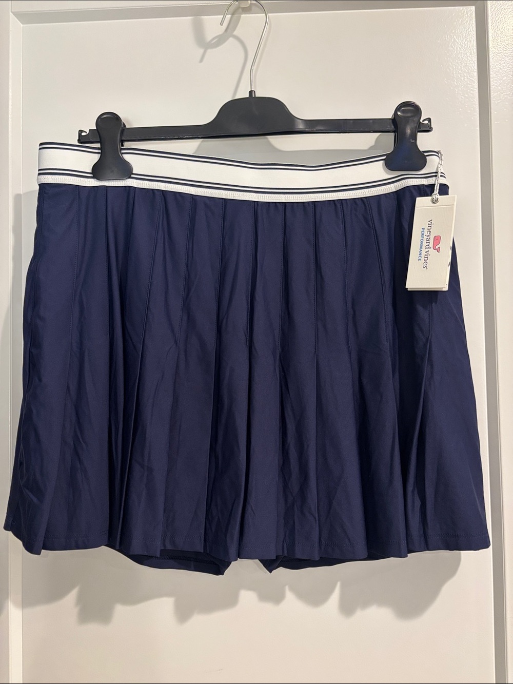 Vineyard Vines Women’s Golf Pleated Skort Large
